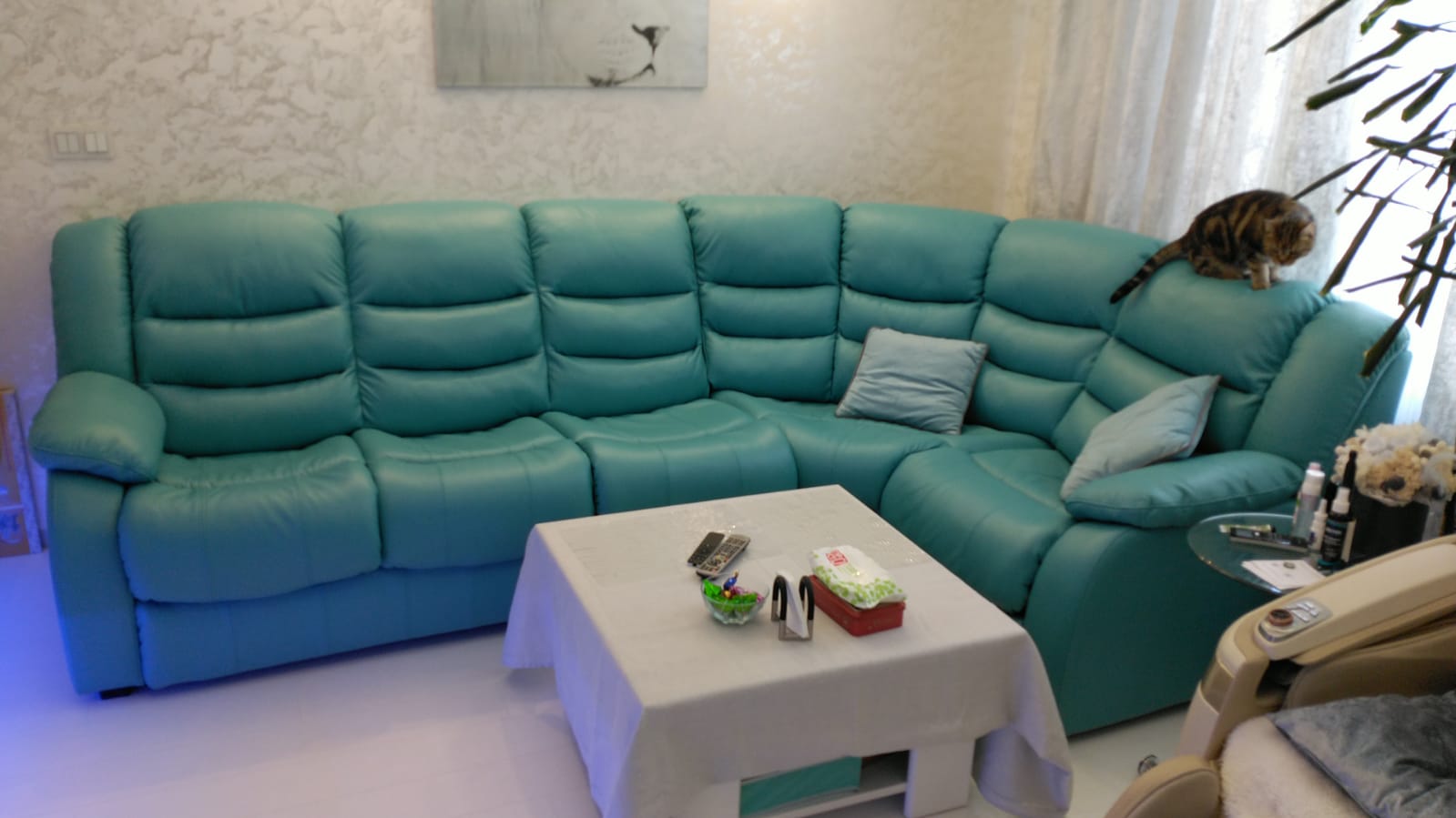 Перетяжка дивана на дому. Байкальск