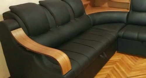 Перетяжка кожаного дивана. Байкальск